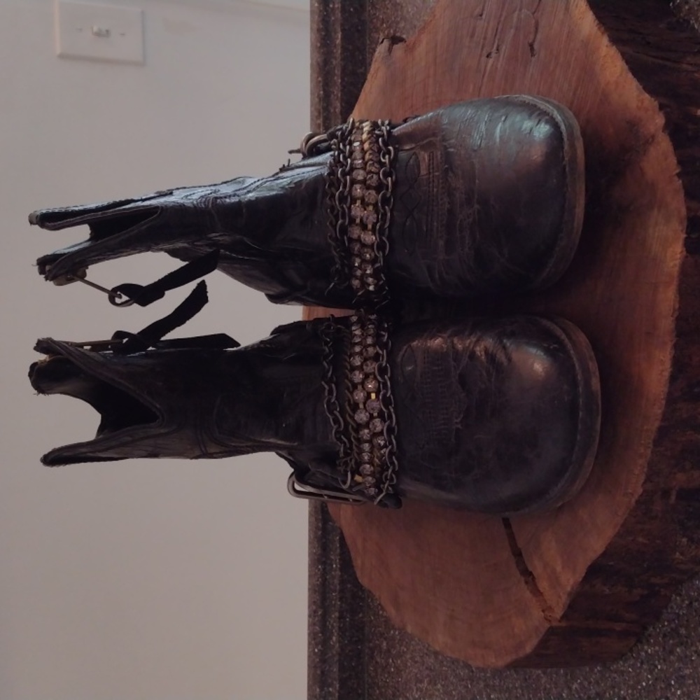 Steve Madden Leather Cowboy Booties Size 10